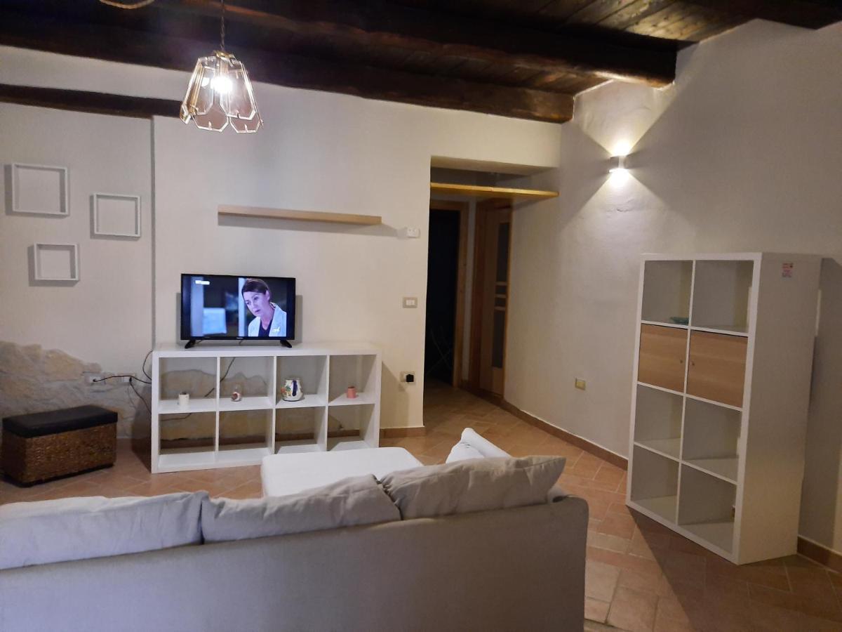 Appartamento Di Claudia In Campagna, Locazione Turistica Spoleto Kültér fotó